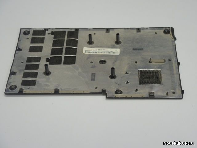 Корпус для ноутбука Lenovo Y550 Y555 ТОЛЬКО КРЫШКА ОТСЕКА RAM ПРОЦЕССОРА AP060000C00