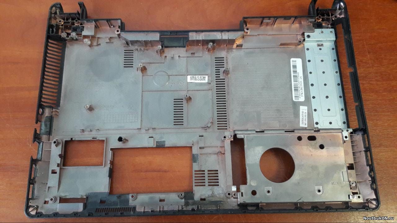 Корпус для ноутбука ASUS K43 K43S 13GN3R1AP040-1 без крышки hdd и ОЗУ и РАМКи МАТРИЦЫ