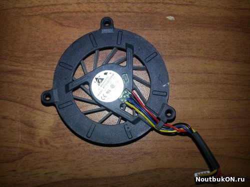 Вентилятор для ноутбука Asus M51 Series Delta KFB0505HHA, DC05V 0.36A 4 Pin
