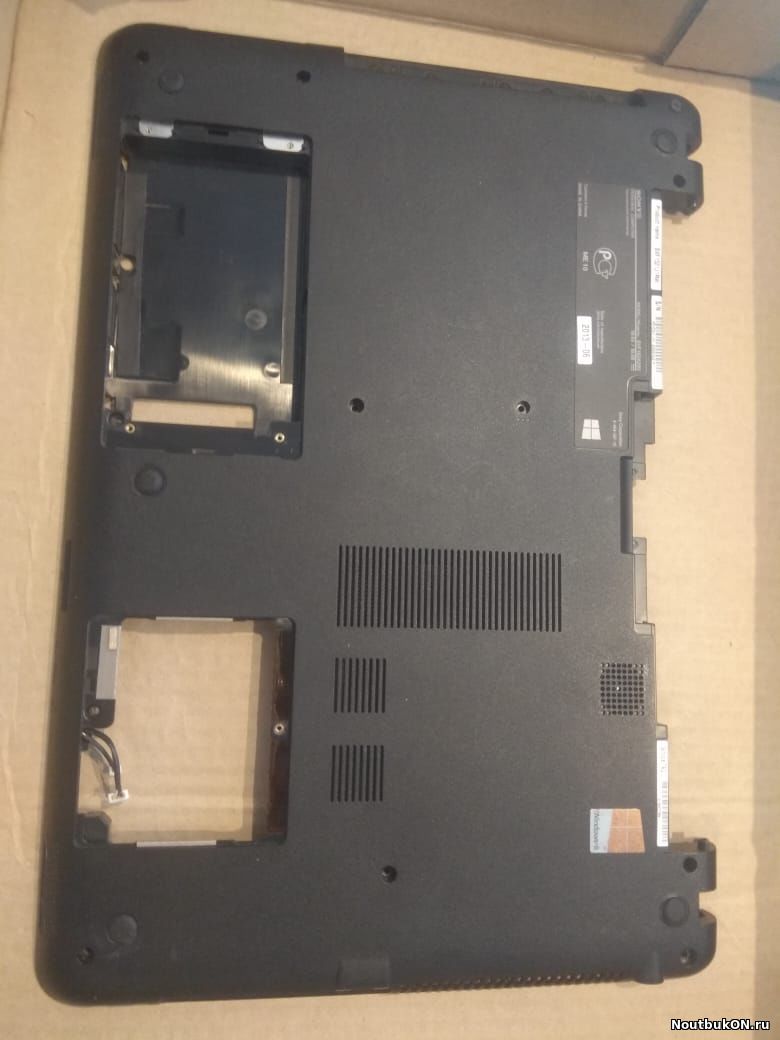 Часть корпуса для ноутбука Sony SVF152 поддон нижняя часть корыто низ EAHK9001010 3NHKDBHN010 немного с трещинами