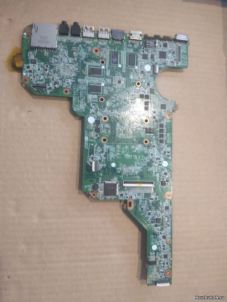 Материнская плата для ноутбука HP Pavilion G7-2000 G6-2000, 2100, 2200 и 2300 Series 683031-501 DA0R53MB6E1 REV:E AMD НЕРАБОЧАЯ НЕ ВКЛЮЧАЕТСЯ залитая была немного без hdmi разъема без зашелки разъемат