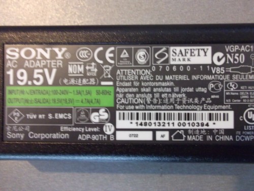 Зарядное устройство SONY 19.5V 4.7A pcg-71615v РАЗЪЕМ КРУГЛЫЙ 6.5X4.4 ММ ПО ЦЕНТРУ PIN