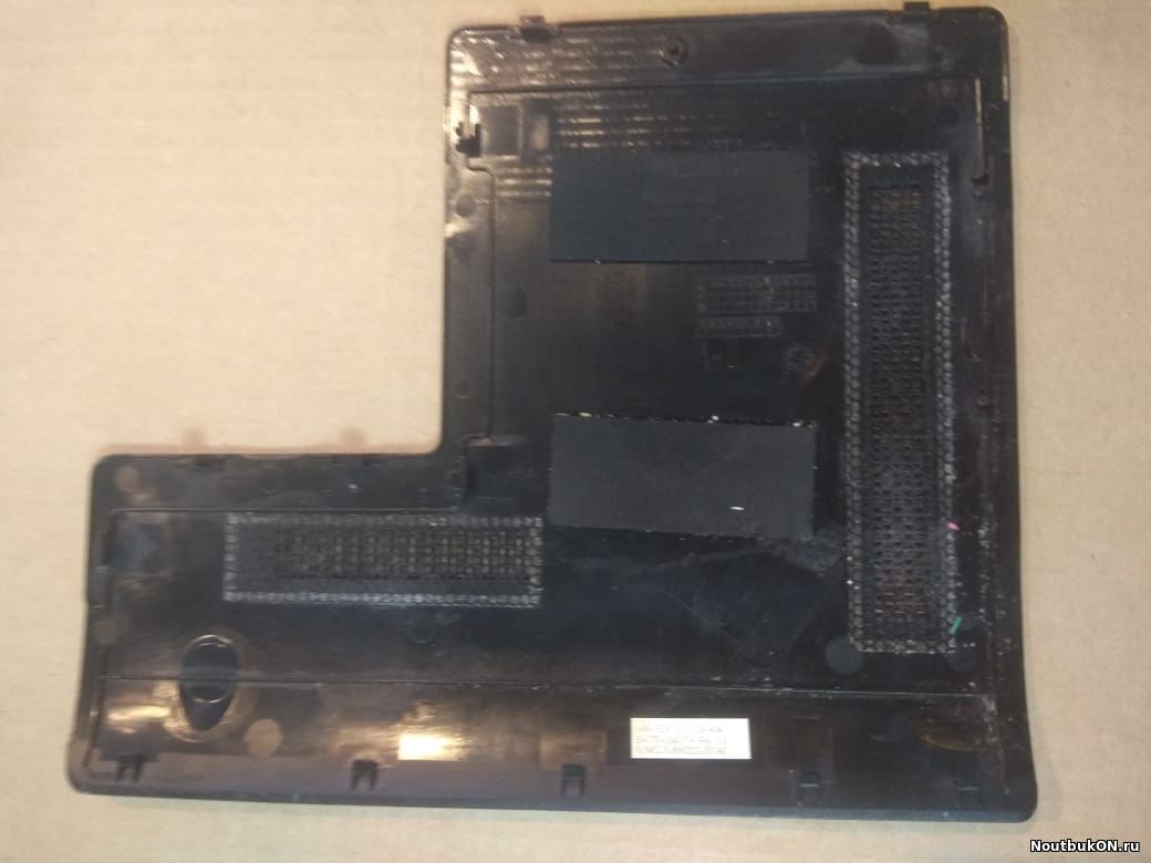 Крышка ЗАГЛУШКА поддона отсека hdd ram озу оперативной памяти для ноутбука Samsung NP310E5C  NP300E5C NP300E5A  NP305E5A BA75-03407A