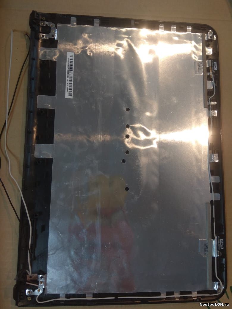 Часть корпуса крышка с рамкой для ноутбука для ноутбука Sony VAIO VPCEG, VPC-EG PCG-61A14L 14" 41.4MP01.002 60.4MP25.002 60.4MP14.003 42.4MP10.XXX NHTOBYF НА КРЫШКЕ ЕСТЬ КРЕПЛЕНИЯ ВСЕ ЦЕЛЫЕ