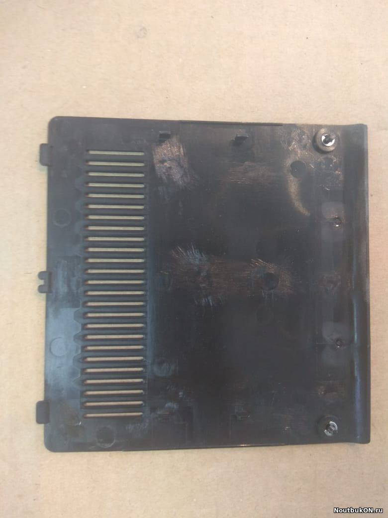 Часть корпуса крышка отсека оперативной памяти ram озу для ноутбука Sony PCG-5N4P VGN-SR19