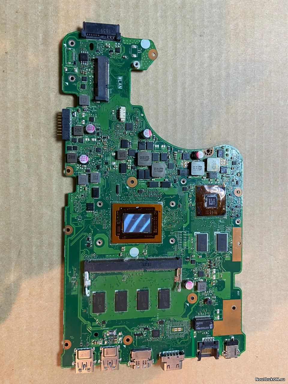 Материнская плата для ноутбука Asus x555 x555DG MAIN BOARD REV.2.0 нерабочая паянная скорей всего на компоненты нет разъема питания