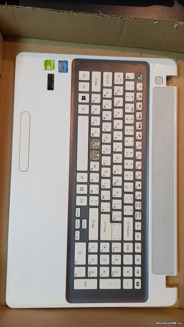 Топ-кейс без клавиатуры белый для ноутбука Easynote LS11, LS11HR, LS11SB, LS13, LS13HR, LS13SB, LV11, LV11HC, TS11, TS11HR, TS11SB, TS13, TS13HR, TS13SB