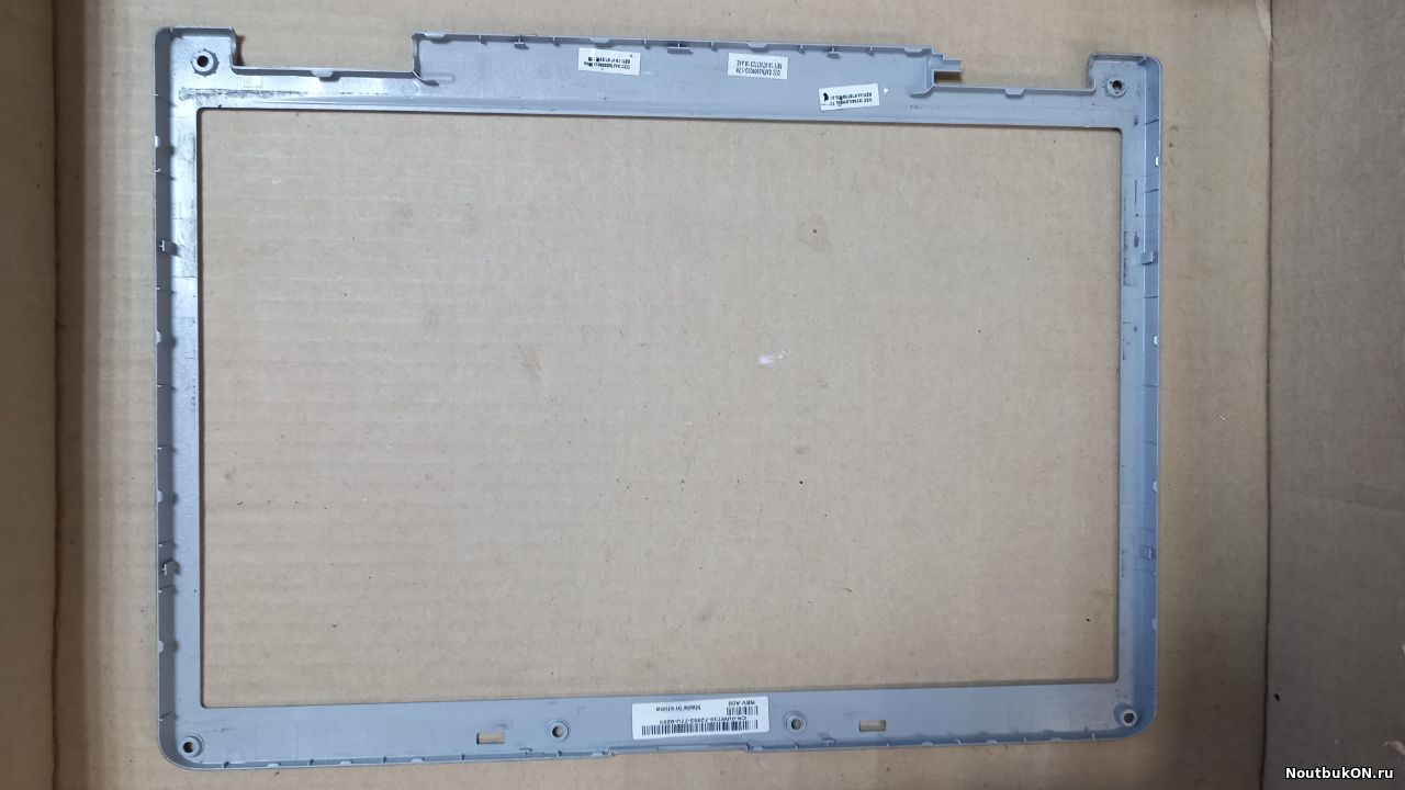 Часть корпуса КРЫШКА МАТРИЦЫ С РАМКОЙ для ноутбука Dell INSPIRION 1501 VOSTRO 1000 PP23LA
