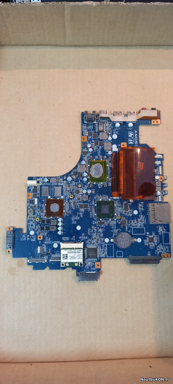 Материнская плата для ноутбука Sony SVF152 DA0HK9MB6D0 ЧИП SR0xl (Intel i5-3337U) BD82HM70 хаб Intel REV: D Quanta HK9 DA0HK9MB6D0 НЕРАБОЧАЯ ВИДЕО gt740m 1 дохлый или мост или проц