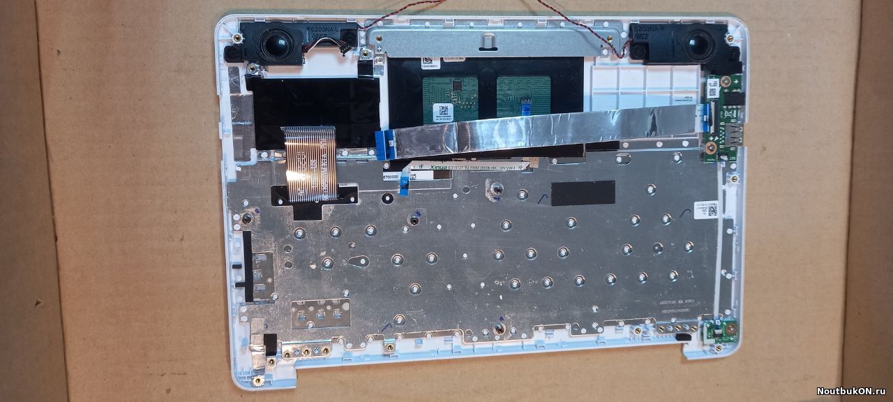 Топ-кейс с клавиатурой для ноутбука Asus E203M E203MA
