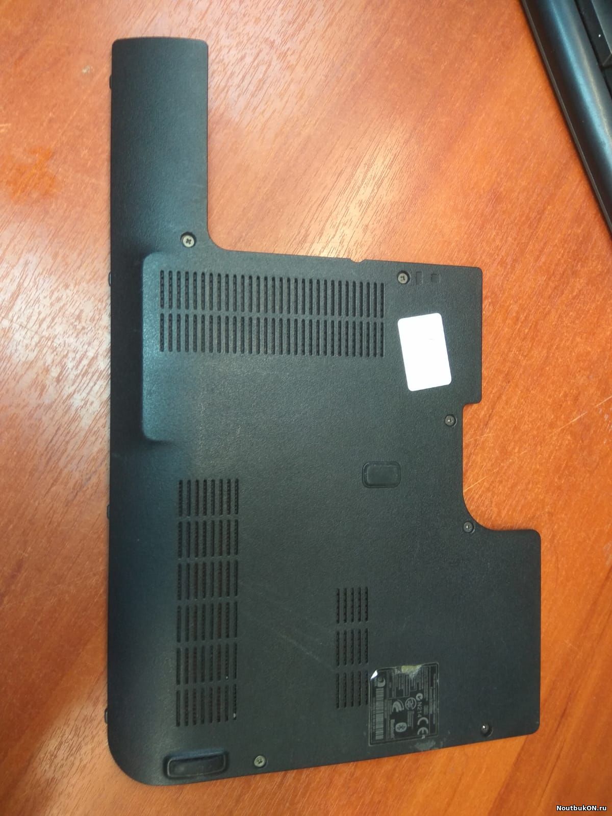 ACER ASPIRE 5739G крышка отсека памяти и жесткого диска