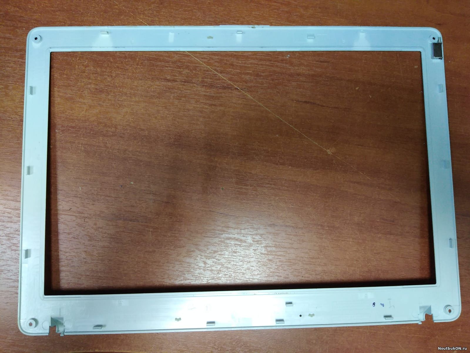 Рамка матрицы голубая для Sony VGN-C2 (PCG-6R4P) VGN-C2SR/G PCG-6r5p VGN-C220E p/n 2-896-590