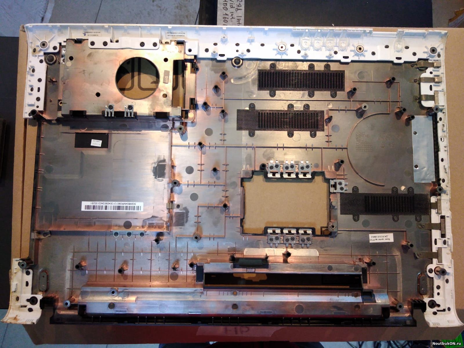Поддон ноутбука Sony VAIO SVE17 SVE171E13V SGM604MR0900