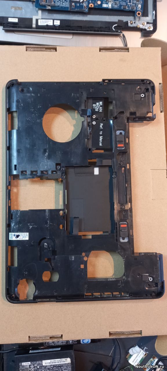 Часть корпуса ПОДДОН НИЖНЯЯ ЧАСТЬ КОРЫТО для ноутбука Dell Latitude E5440, E5540 AP0WQ000E00 XFT6W 0XFT6W