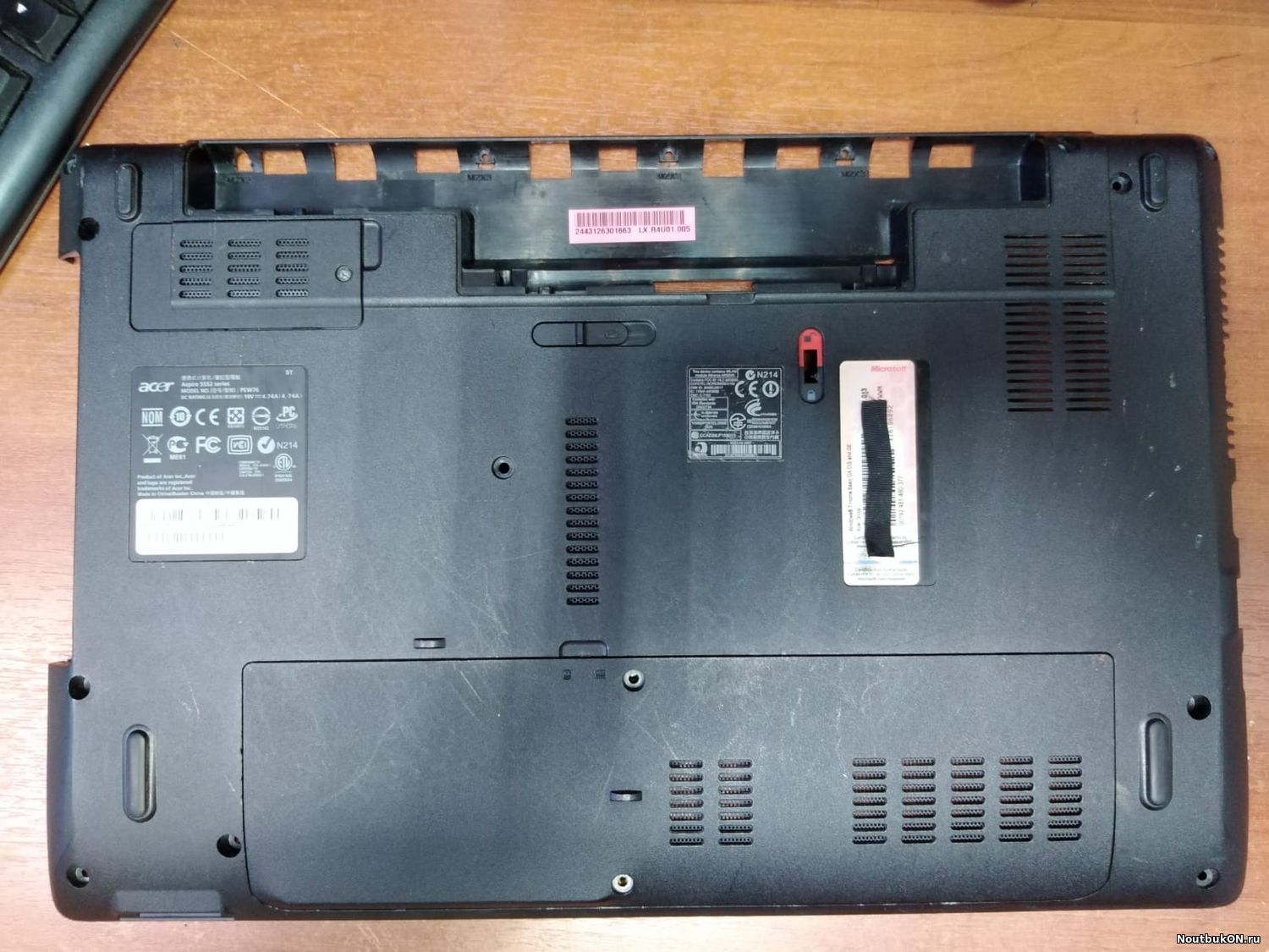 Часть корпуса только поддон PackardBell TK81 Acer Aspire 5552G 5551G AP0FO000700 AP0C9000410 КОРЫТО НИЖНЯЯ ЧАСТЬ нет части ребер решетки