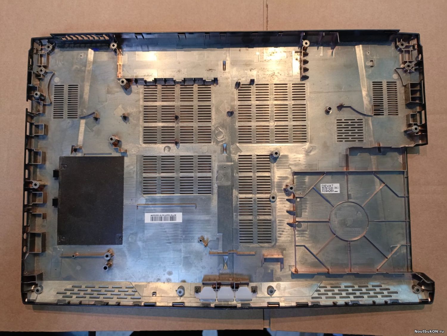 Поддон (корыто) для ноутбука MSI GE72 6QC Apache (E2P-791D263-TA2), б/у
