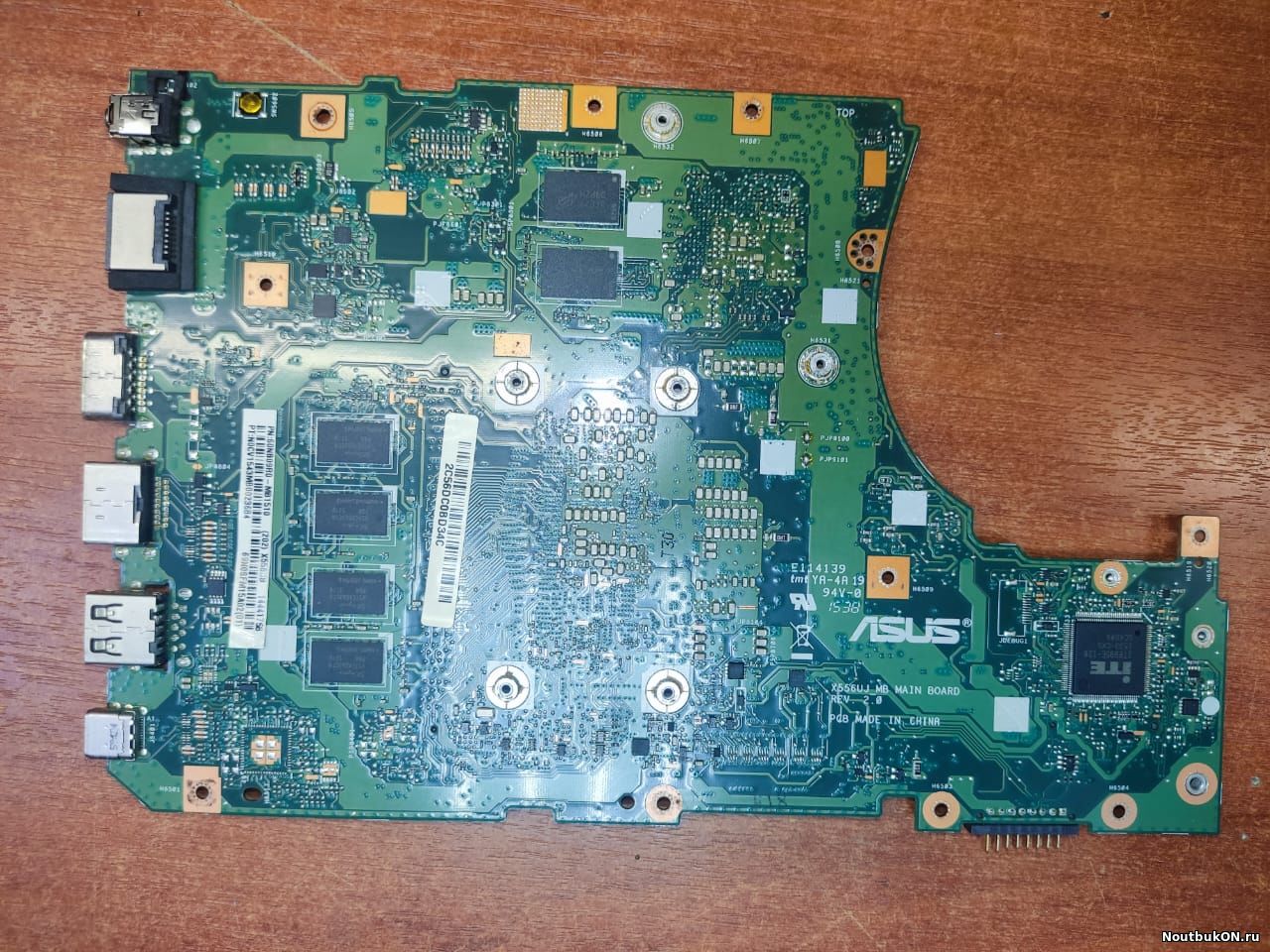 Материнская плата для ноутбука Asus x556 НЕРАБОЧАЯ 60NB09R0-MB1510 выпаян контроллер MP8694