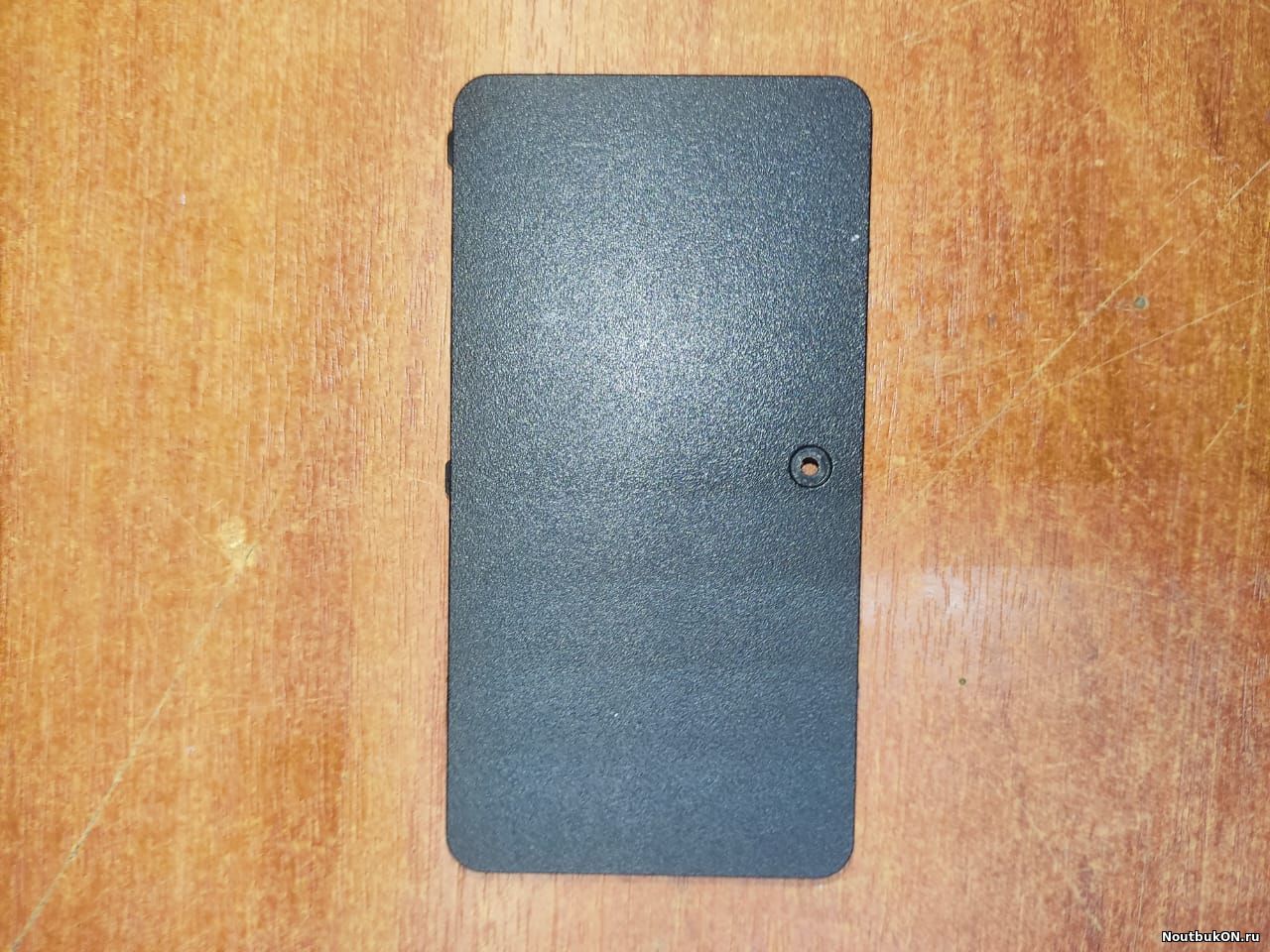 Крышка отсека памяти для ноутбука Asus X556U 13N0-SGA0501