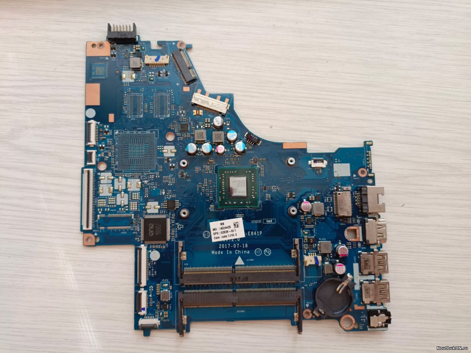 Материнская плата для ноутбука HP 15-rb082UR CTL51/53 LA-E841P L02828-601 AMD A4 9120 2200 MHz DDR4 VIDEO ИНТЕГРИРОВАННОЕ СОВМЕСТИМЫЕ МОДЕЛИ 15-BW 15-BC ДОНОР