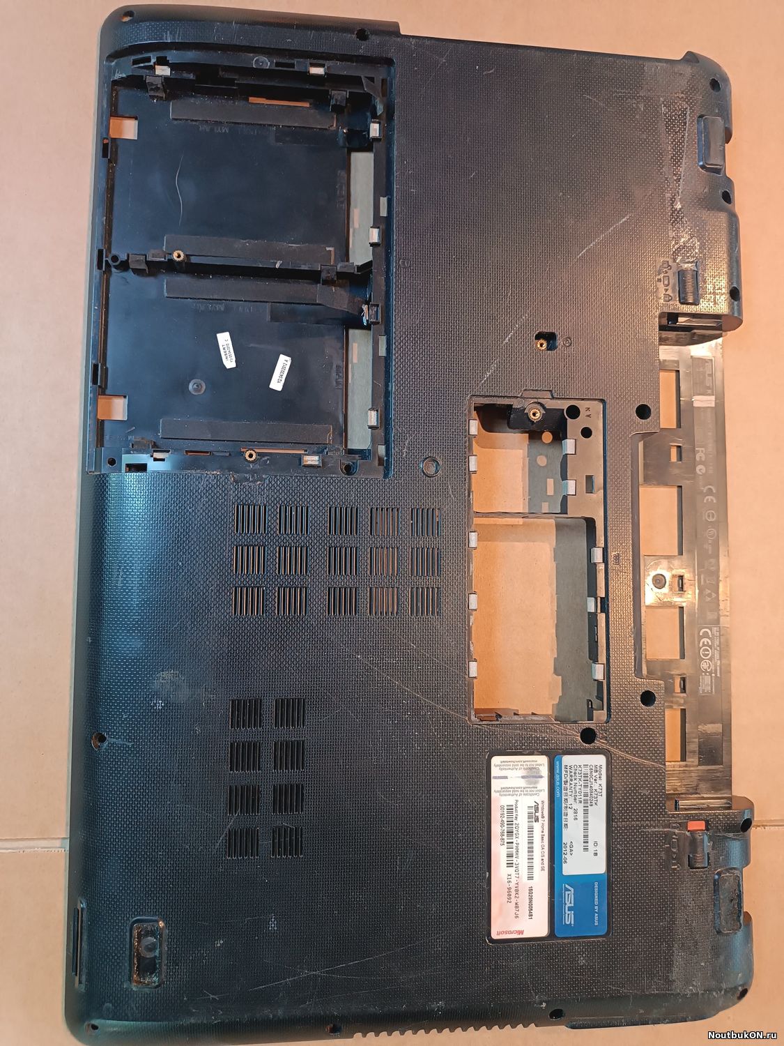 Часть корпуса поддон нижняя часть корыто для ноутбука ASUS K73, K73T, X73 X73T X73B состояние удовлеворительное крепления целые