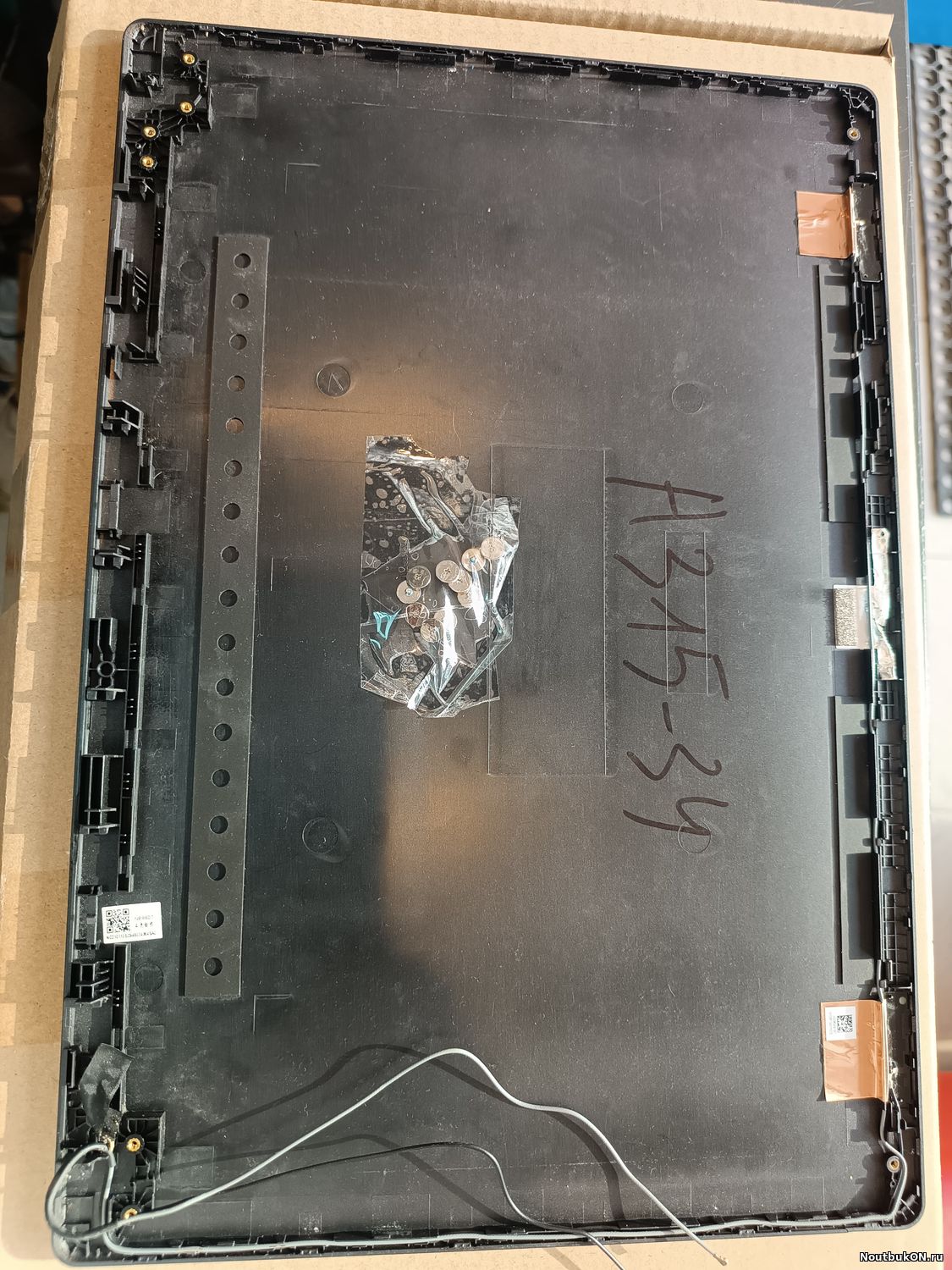 Крышка матрицы для ноутбука Acer Aspire A315-34 A315-34 A315-22 A115-31 A315-22 / A514-52 / EX215-21G A114-31 NB8609 NC210110SC