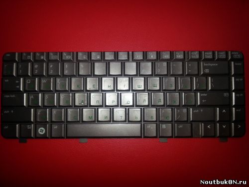 Клавиатура для ноутбука HP Pavilion dv4-1000, 495646-001 9J.N8682.70R, PK1303Y0460 V071802DS1 PK1303Y090 СЕРЕБРИСТАЯ НАКЛЕЙКИ РУССКИХ БУКВ ЗЕЛЕНОГО ЦВЕТА ВСЕ ВИДНО