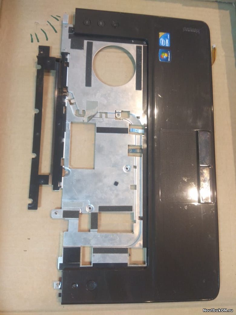 Часть корпуса топ-кейс palmrest для ноутбука lenovo Y560 33kl3tclv20