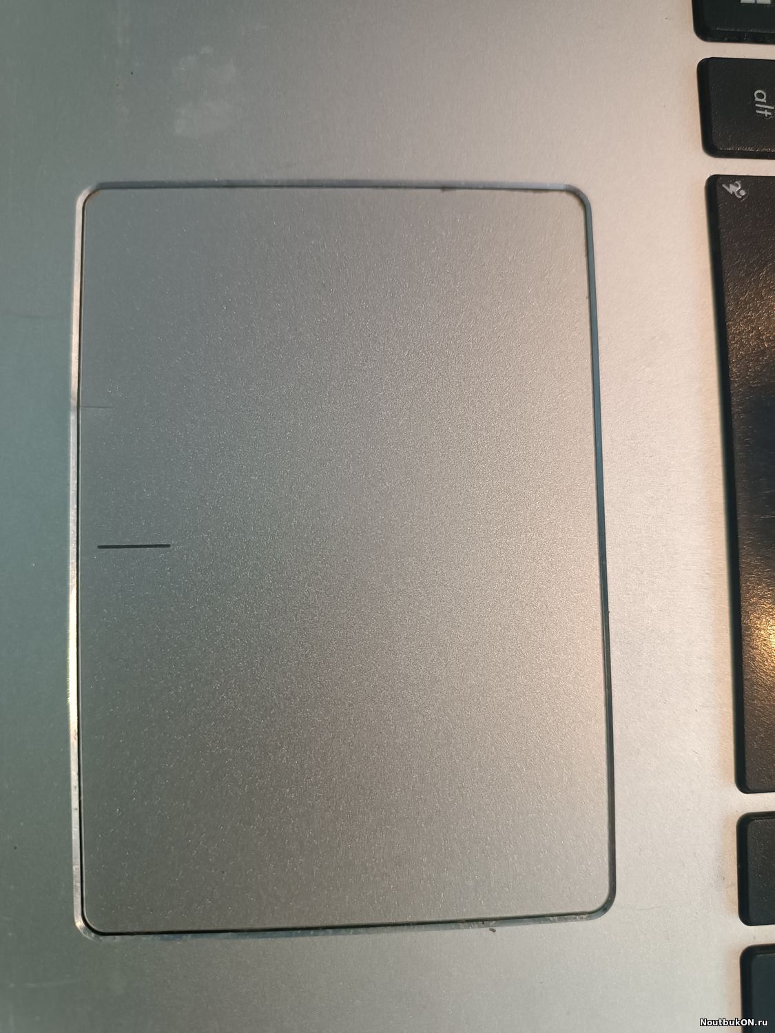 Тачпад для ноутбука ASUS A551L, V551L, V551LA, S551LN, S551, S551L, S551LB k551 k551l (04060-00400100, 3IXJ9THJN00) с шлейфом немного с трещинкой