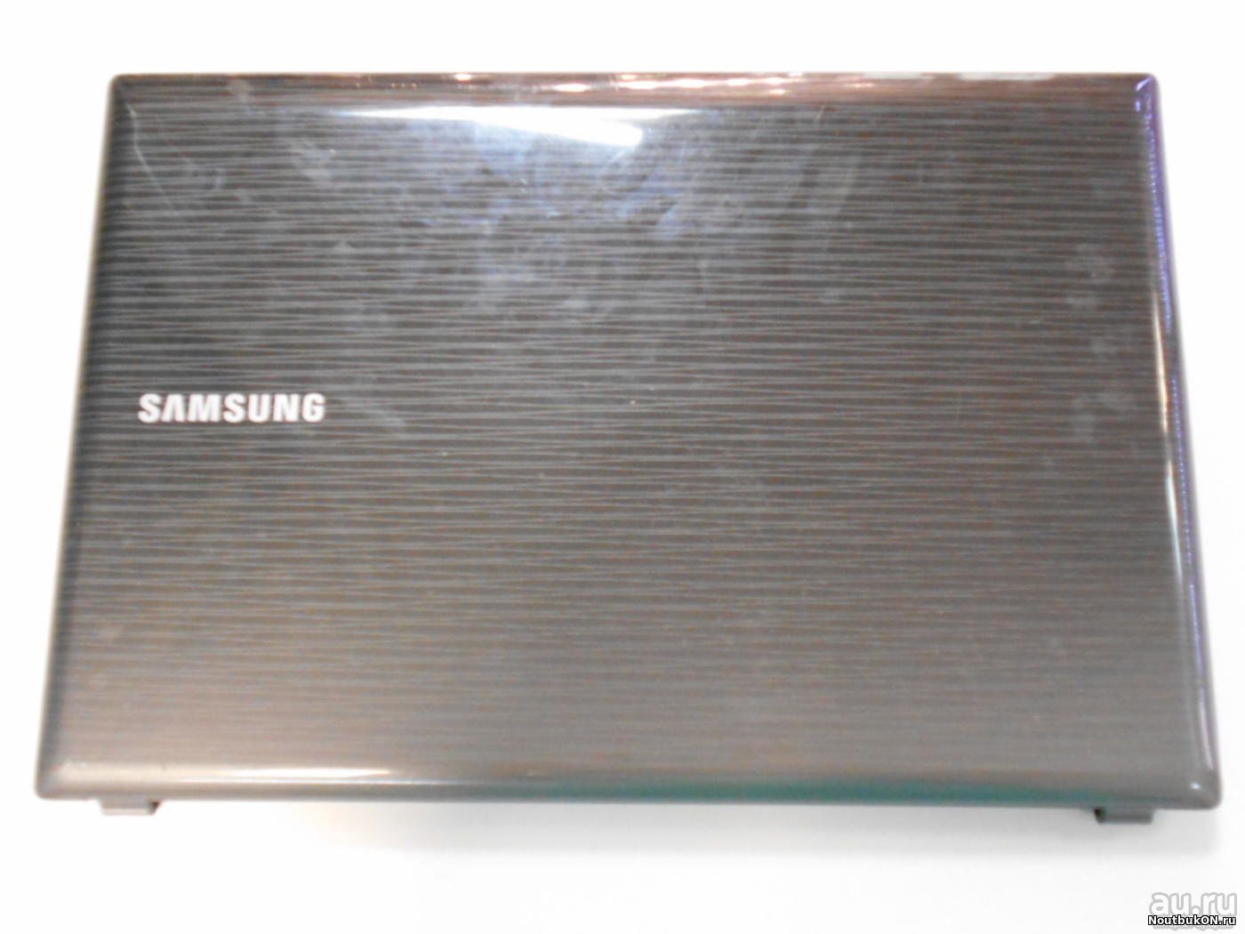 ВЕРХНЯЯ КРЫШКА С РАМКОЙ для ноутбука Samsung R425