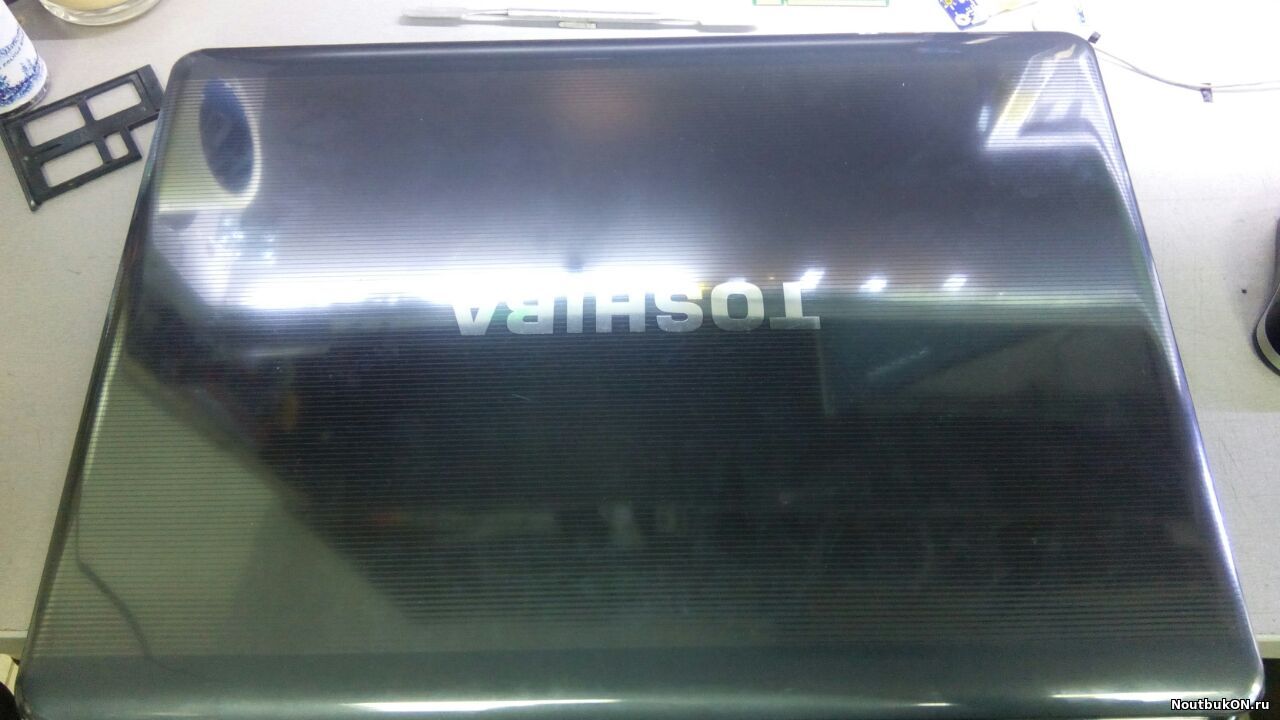 Корпус для ноутбука Toshiba P300