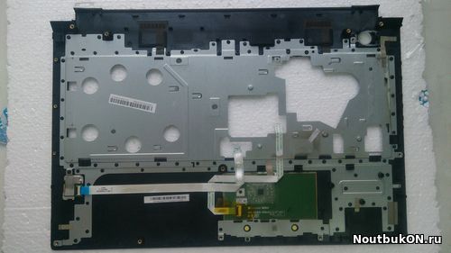 ТОП-КЕЙС для ноутбука Lenovo Ideapad B50-45 AP14K000920 ap14k000930 B50-30, B50-45, B50-70 целый сост отличное