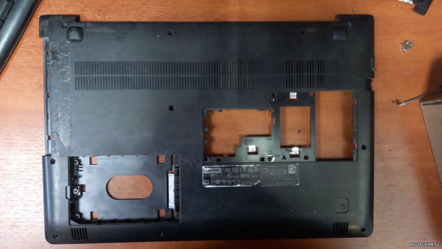 Поддон (корыто) для ноутбука Lenovo Ideapad 310-15IKB 310-15ABR 310-15ISK AP10T000700 крепления восстановлены пластиком